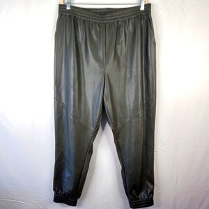 City Chic Faux Leather Hi-Rise Pants Size 16 Joggers with Pockets Stretch Waist